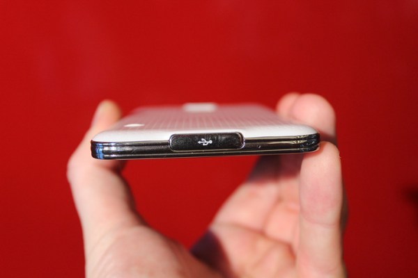 Samsung-Galaxy-S5-leaks-ahead-of-event (4)