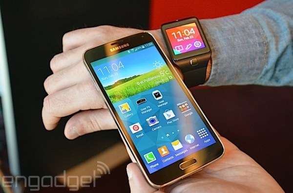 galaxys5-handson-1