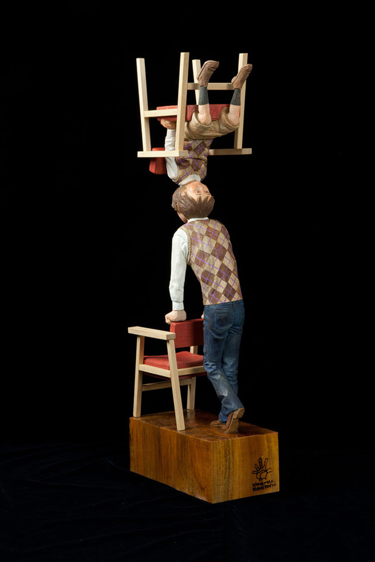 surreal-wooden-sculpture-art-yoshitoshi-kanemaki-15